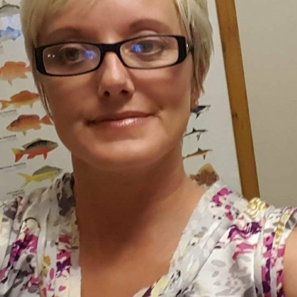 Meet your Posher, Laura